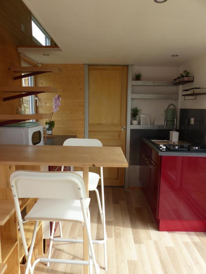 Apartamento Mon Ptit Nid House Tiny House Panissieres Exterior foto