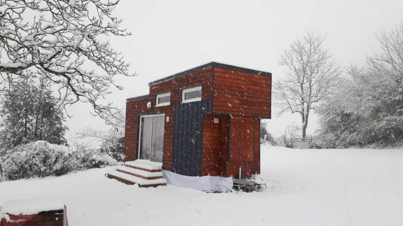 Apartamento Mon Ptit Nid House Tiny House Panissieres Exterior foto